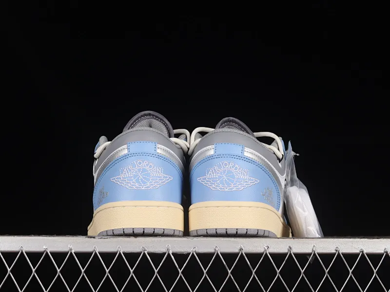 All categories Air Jordan Jordan series basketball shoes Air Jordan 1 Low Z version Air Jordan 1 Low AJ1 Joe 1 customized version strap deconstruction sports culture basketball shoes 553558-053